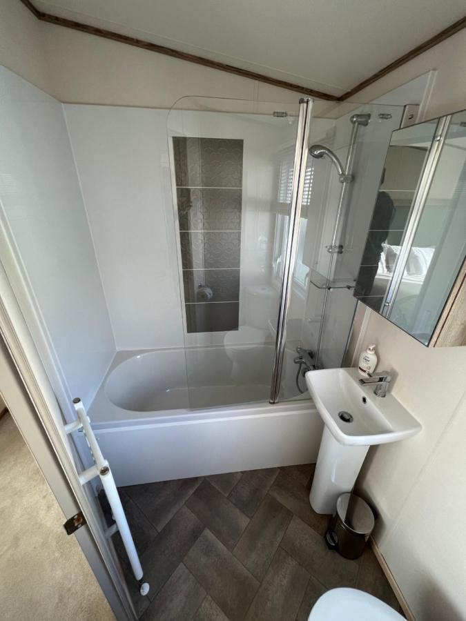 Anchors Rest - Family Caravan - Haven Lytchett Minster 外观 照片